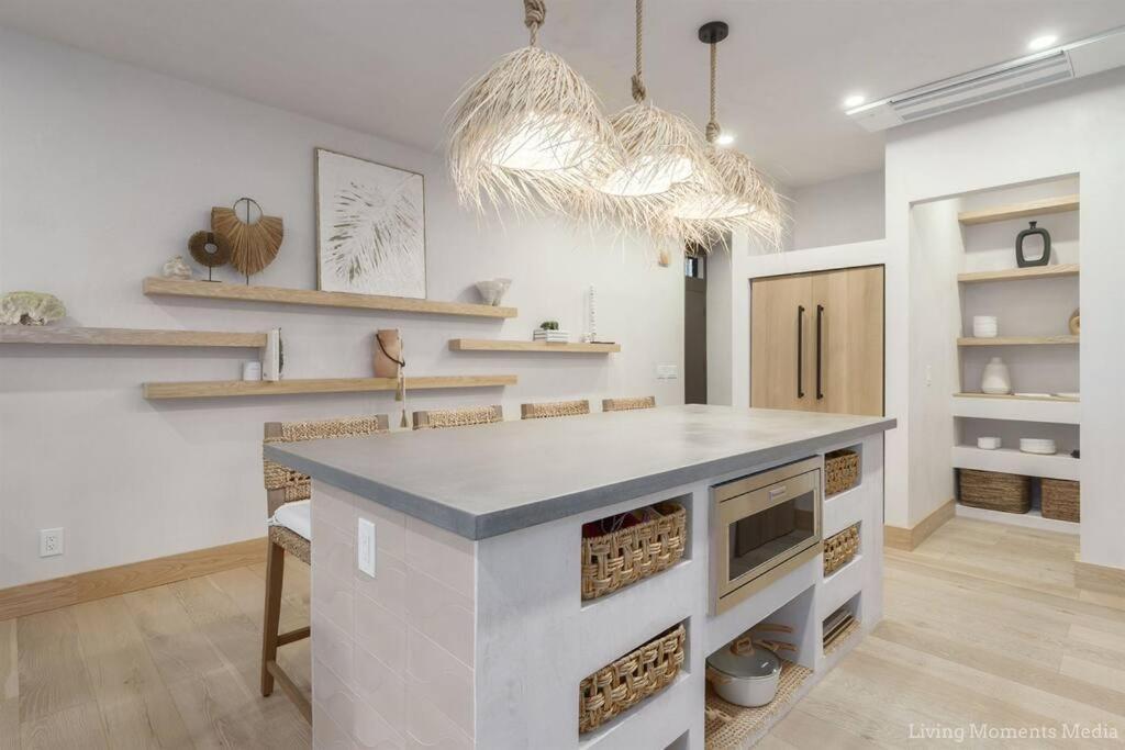 Aloha Moon - A Chic And Dreamy Modern Tropical Hideaway! Apartment Wailea  Bagian luar foto
