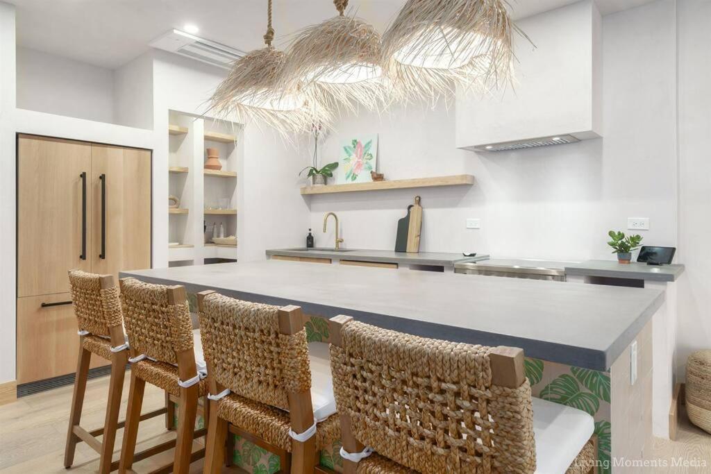 Aloha Moon - A Chic And Dreamy Modern Tropical Hideaway! Apartment Wailea  Bagian luar foto