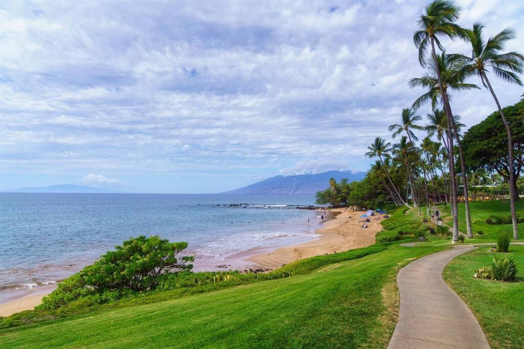 Aloha Moon - A Chic And Dreamy Modern Tropical Hideaway! Apartment Wailea  Bagian luar foto