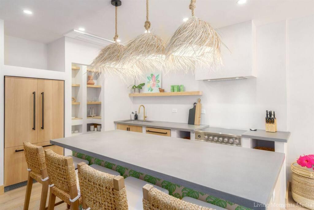Aloha Moon - A Chic And Dreamy Modern Tropical Hideaway! Apartment Wailea  Bagian luar foto