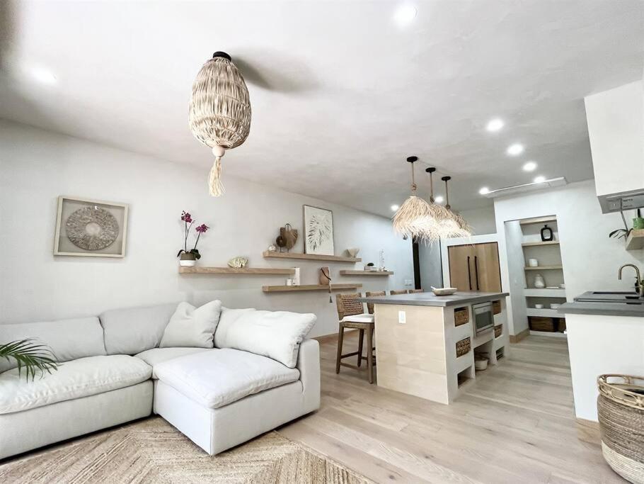 Aloha Moon - A Chic And Dreamy Modern Tropical Hideaway! Apartment Wailea  Bagian luar foto